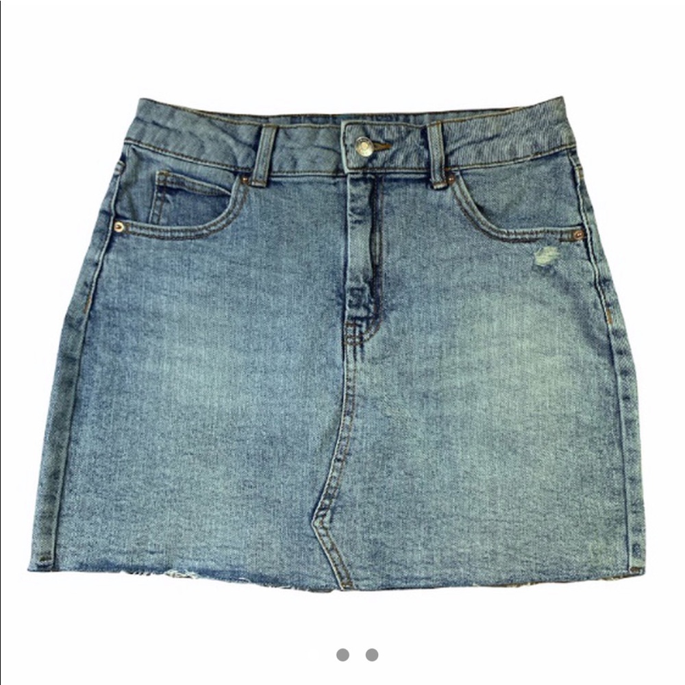 Wild fable distressed skirt